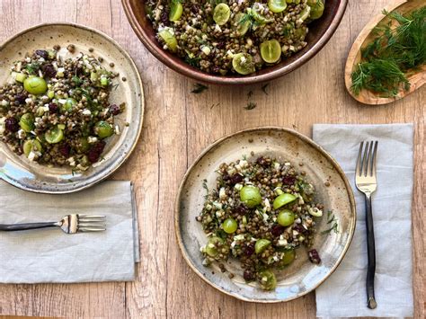 Quick Cook: A French lentil salad gets its oomph from grapes, fennel and dill